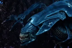 Aliens 40th Anniversary Alien Queen Ultra Deluxe Af