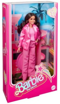 Barbie The Movie Muñeca Gloria Wearing Pink Power Pantsuit
