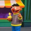 Barrio Sésamo Figura Toony Classics Ernie 15 cm