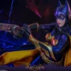 Batman Arkham Knight Figura Videogame Masterpiece 1/6 Batgirl (Purple and Gold Version) Exclusive 30 cm