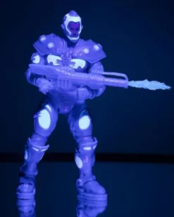 Batman & Robin DC Multiverse Figura Mr. Freeze (Black Light Edition) (Gold Label) 18 cm
