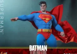 Batman: The Dark Knight Returns Figura Comic Masterpiece 1/6 Superman 34 cm