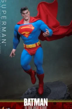 Batman: The Dark Knight Returns Figura Comic Masterpiece 1/6 Superman 34 cm