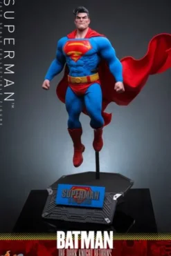 Batman: The Dark Knight Returns Figura Comic Masterpiece 1/6 Superman 34 cm