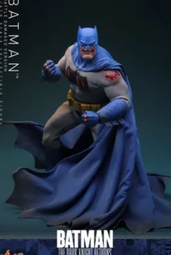 Batman: The Dark Knight Returns Figura Comic Masterpiece 1/6 Batman (Battle Damaged Version) 32 cm