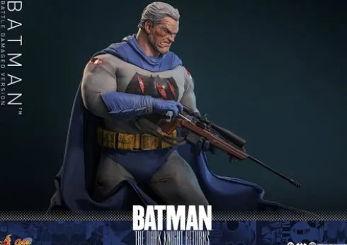 Batman: The Dark Knight Returns Figura Comic Masterpiece 1/6 Batman (Battle Damaged Version) 32 cm