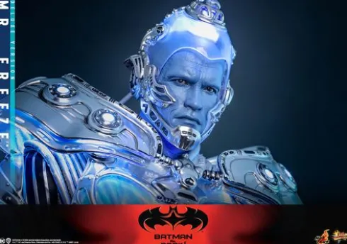 Batman y Robin Figura Movie Masterpiece 1/6 Mr. Freeze Deluxe Version 33 cm