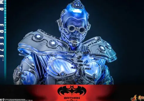 Batman y Robin Figura Movie Masterpiece 1/6 Mr. Freeze Deluxe Version 33 cm