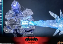 Batman y Robin Figura Movie Masterpiece 1/6 Mr. Freeze Deluxe Version 33 cm