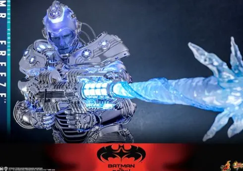 Batman y Robin Figura Movie Masterpiece 1/6 Mr. Freeze Deluxe Version 33 cm