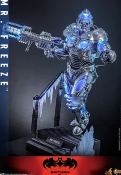 Batman y Robin Figura Movie Masterpiece 1/6 Mr. Freeze 33 cm