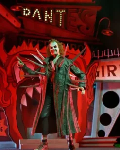 Beetlejuice (1988) Diorama Trenchcoat with Spikes Inferno Room Deluxe Set