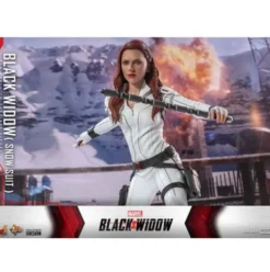 Black Widow Figura Movie Masterpiece 1/6 Black Widow Snow Suit Version 28 cm Hot Toys