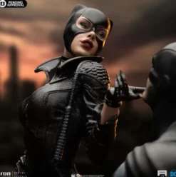 DC Comics Diorama 1/6 Batman & Catwoman 51 cm
