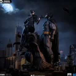 DC Comics Diorama 1/6 Batman & Catwoman 51 cm