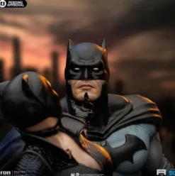 DC Comics Diorama 1/6 Batman & Catwoman 51 cm