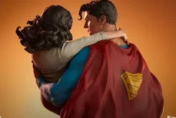 DC Comics Diorama Superman & Lois Lane 56 cm
