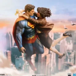 DC Comics Diorama 1/6 Superman & Lois 57 cm
