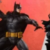 DC Comics Estatua 1/4 Batman (Black and Gray Edition)