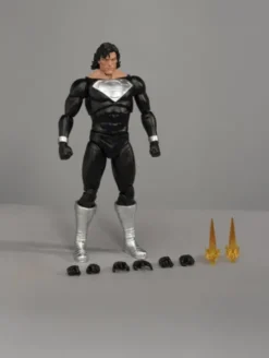 DC Comics Figura Superman Recovery Suit 21 cm