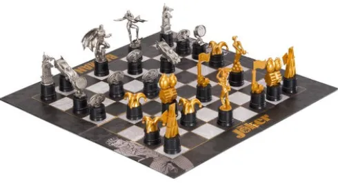 DC Comics Juego de Ajedrez Batman vs. The Joker 47 cm