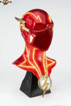 DC Comics Réplica 1/1 Scale The Flash Cowl 70 cm