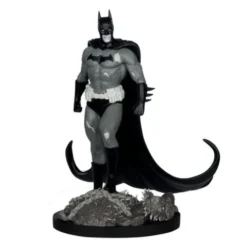 DC Direct Estatua 1/10 Batman by Bjorn Barends (Black White) 18 cm
