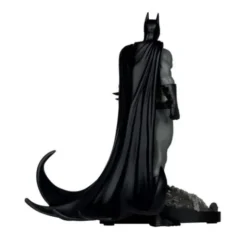 DC Direct Estatua 1/10 Batman by Bjorn Barends (Black White) 18 cm