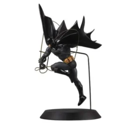 DC Direct Estatua Resina DC Designer Series Batman (by Dan Mora) 40 cm