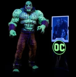 DC Multiverse Figura Megafig Killer Croc (GITD) (Gold Label) 30 cm