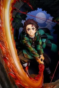 Demon Slayer: Kimetsu no Yaiba Estatua PVC Tanjiro Kamado: Hinokami Kagura Dance 36 cm