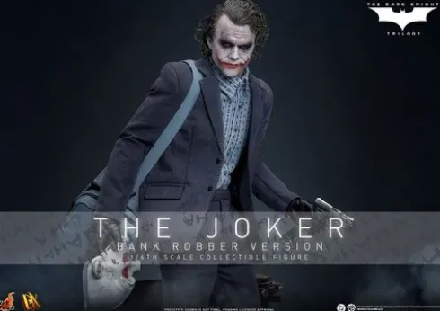 El Caballero oscuro Figura DX 1/6 The Joker (Bank Robber Version) 30 cm