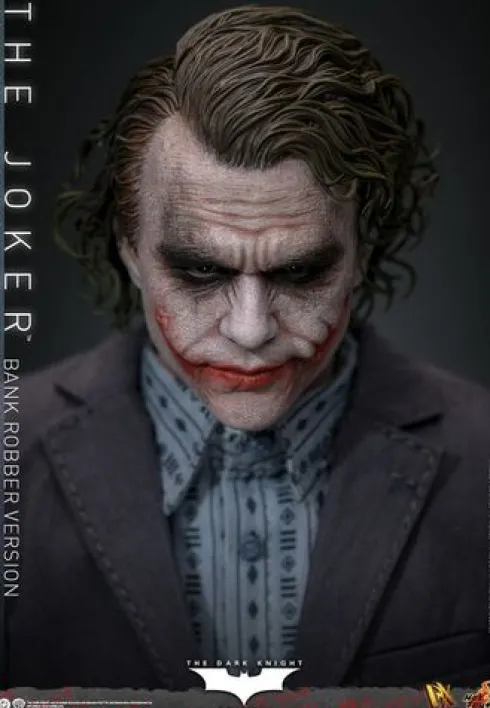 El Caballero oscuro Figura DX 1/6 The Joker (Bank Robber Version) 30 cm