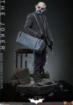 El Caballero oscuro Figura DX 1/6 The Joker (Bank Robber Version) 30 cm