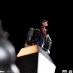 El gigante de hierro Estatua 1/20 Demi Art Scale Iron Giant & Hogarth Hughes 60 cm