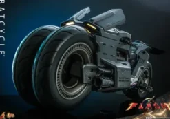 Hot Toys The Flash Figura Masterpiece 1/6 Batcycle