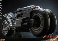 Hot Toys The Flash Figura Masterpiece 1/6 Batcycle