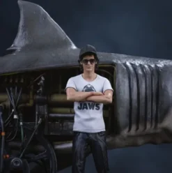 Jaws Estatua 1/10 Deluxe Art Scale Steven Spielberg Jaws 50th anniversary 27 cm