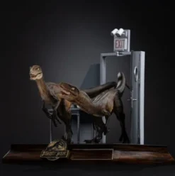 Jurassic Park Estatua 1/10 Art Scale Raptors at the Kitchen’s Door 28 cm