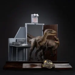 Jurassic Park Estatua 1/10 Art Scale Raptors at the Kitchen’s Door 28 cm
