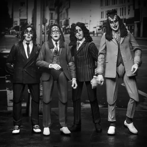 Kiss Dressed To Kill Album Cover 4pack Action Figure