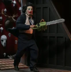 La Matanza de Texas Clothed Figura Pretty Woman Leatherface 20 cm