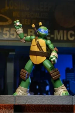 Las Tortugas Ninja Figura Ultimate Leonardo 18 cm