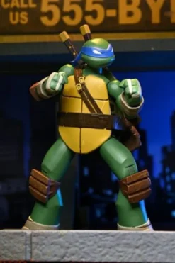 Las Tortugas Ninja Figura Ultimate Leonardo 18 cm