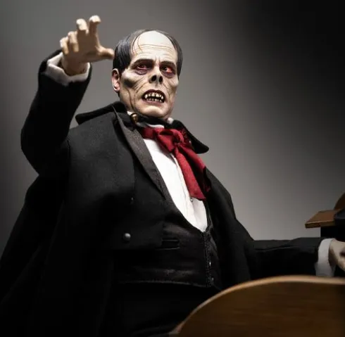 Lon Chaney as Phantom of the Opera Deluxe