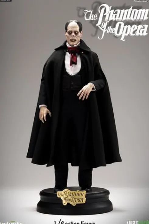 Lon Chaney as Phantom of the Opera