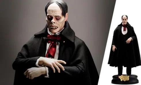 Lon Chaney as Phantom of the Opera