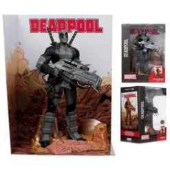 Marvel Collection Estatua PVC 1/6 Deadpool (Deadpool #1)(Grey Suit Chase) 27 cm