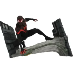 Marvel Comic Gallery Estatua PVC Miles Morales Spider-Man 18 cm
