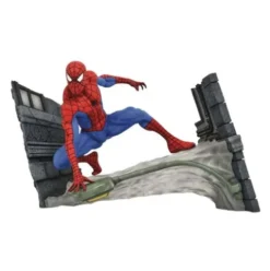 Marvel Comic Gallery Estatua Spider-Man Webbing 18 cm